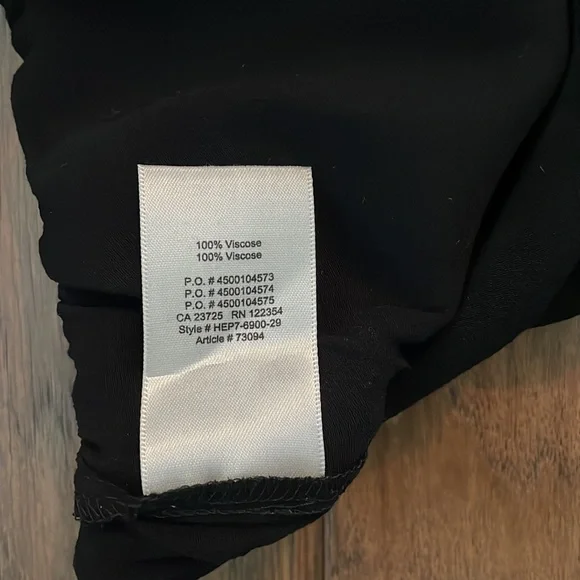 Wilfred Free Short - Picture 5 of 5